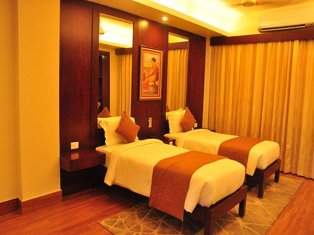 Rkn Hotel Pondicherry Exterior photo